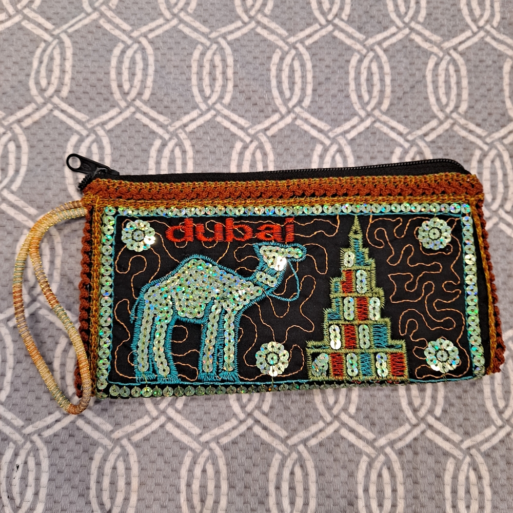 Dubai Embroidered Sequined Black Clutch Wristlet with Camel Castle Design Pouch